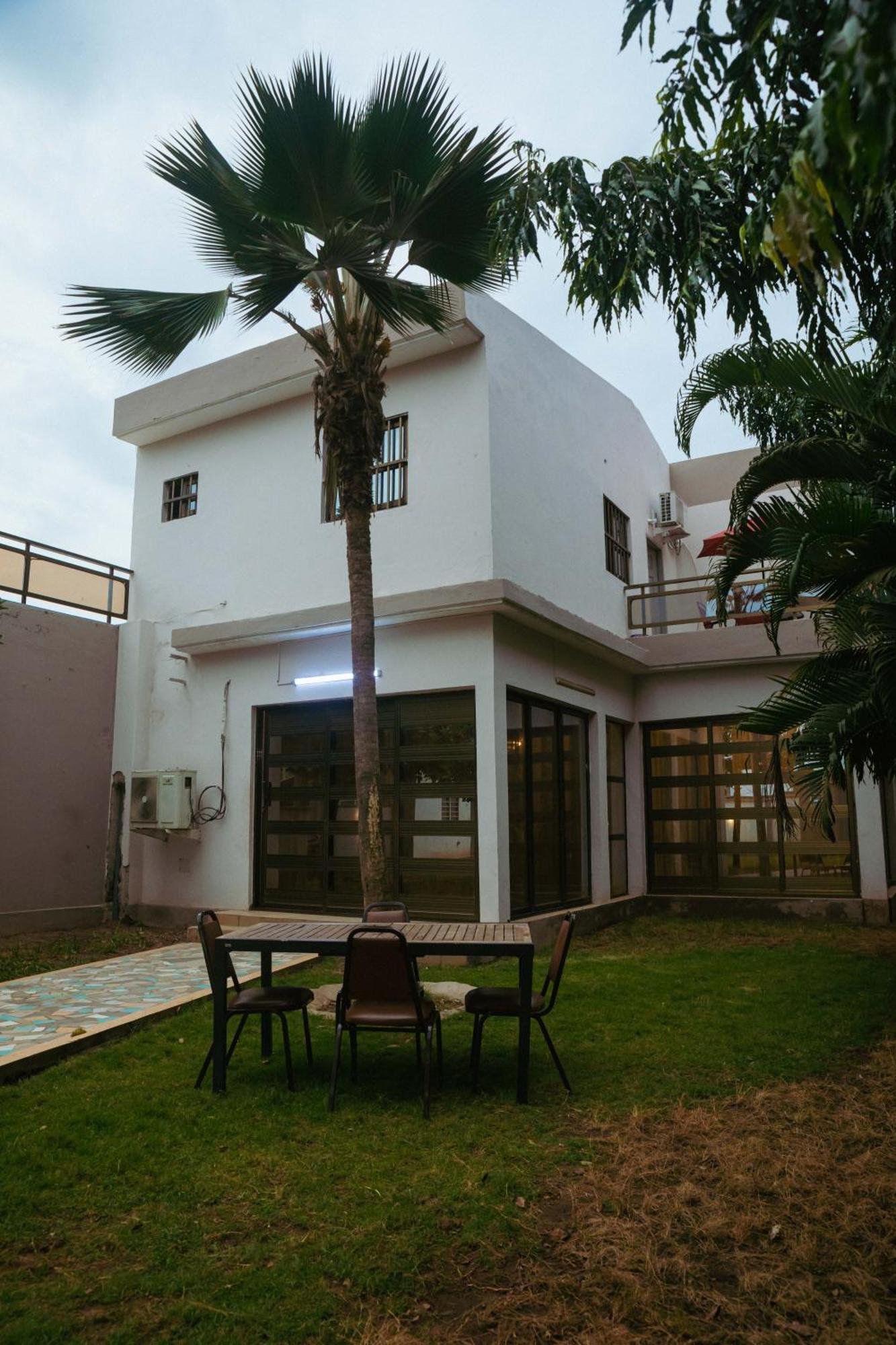 Studio Residence Condominium Lomé Kültér fotó